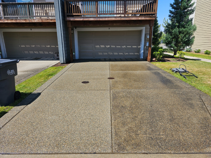 Driveway Cleaning at Emerald Pointe at Sunrise in Puyullap, WA Image